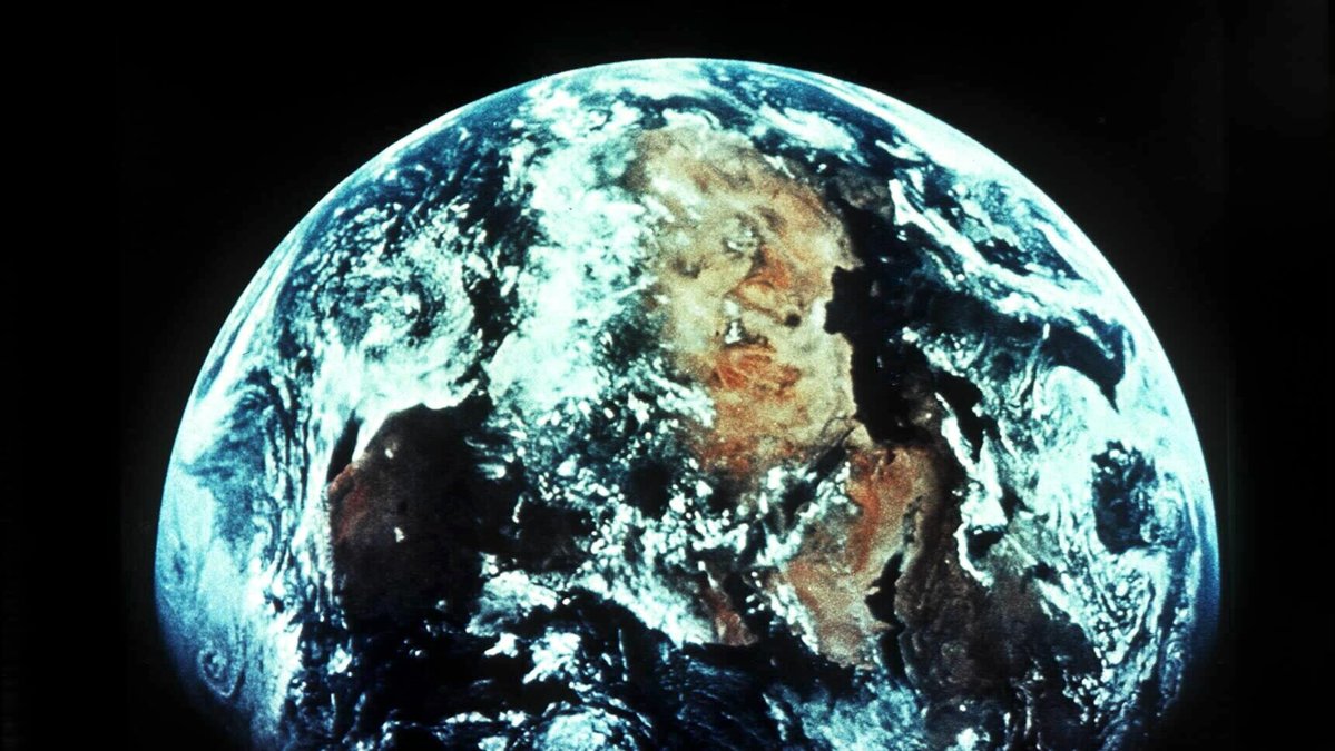 Enligt WWF skulle vi i alla fall behöva 3,7 jordklot om alla i världen levde som oss.